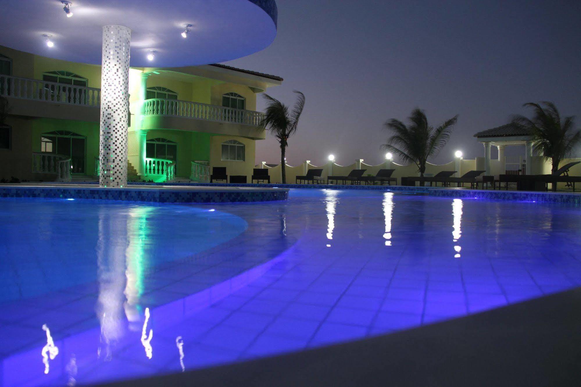 Green Paradise Residence Canoa Quebrada Bagian luar foto